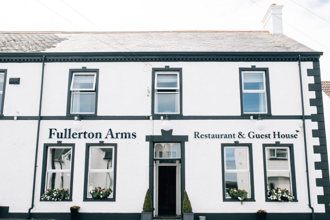 Hotel The Fullerton Arms à Ballintoy Extérieur photo